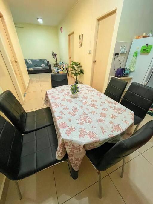 Cybercity Ph1 Near Kkia By Family Homestay Donggongon Eksteriør bilde