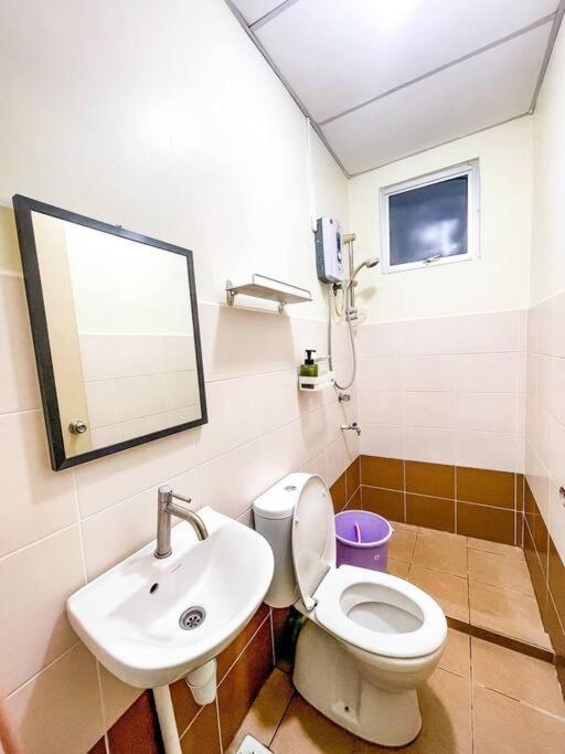 Cybercity Ph1 Near Kkia By Family Homestay Donggongon Eksteriør bilde